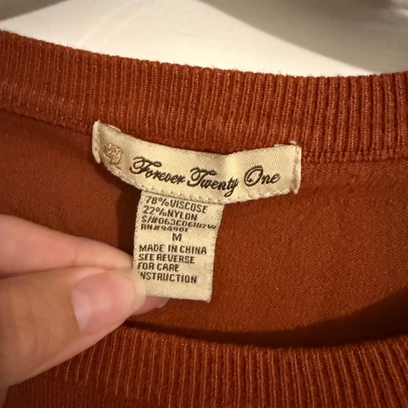 Rust sweater - Picture 2 of 4